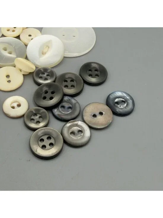 Vintage Glass Jar Assorted Buttons Mother of Pearl Variety Crochet Cover - Picture 14 of 16